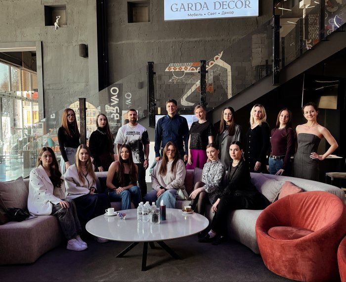 Презентация напольных покрытий Alpine Floor